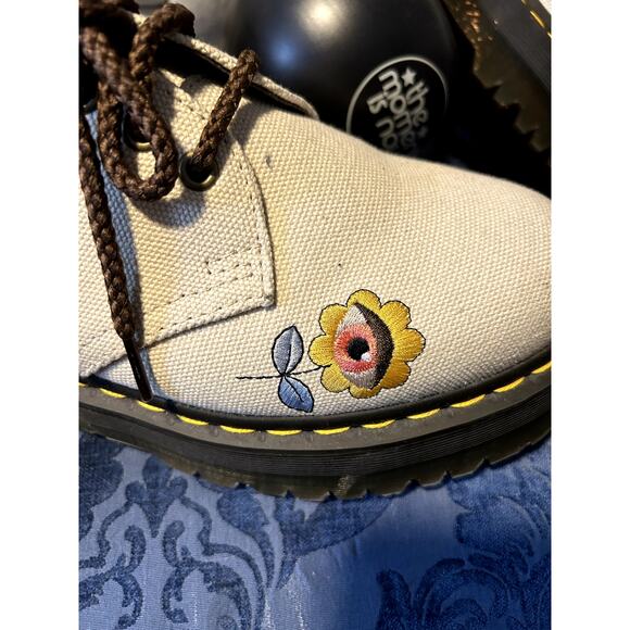 Dr. Martens Vegan Quad Retro Ray Canvas Platform size 9/EU41 - Picture 3 of 11